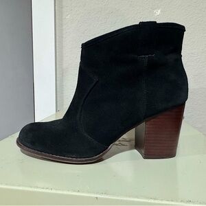 Splendid Suede Booties Black size 9